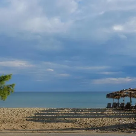 Apartahotel Front Vintage Kalliktratis