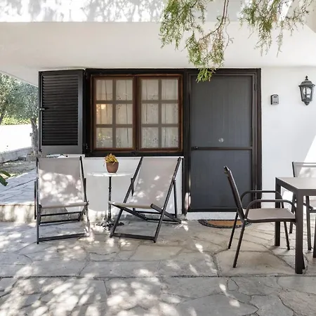 Front Vintage Kalliktratis Appart hôtel