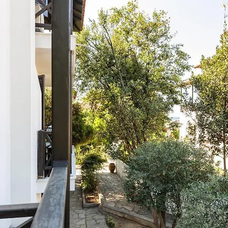 Front Vintage Kalliktratis Appart hôtel 4*