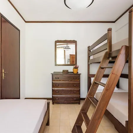 Appart hôtel Front Vintage Kalliktratis