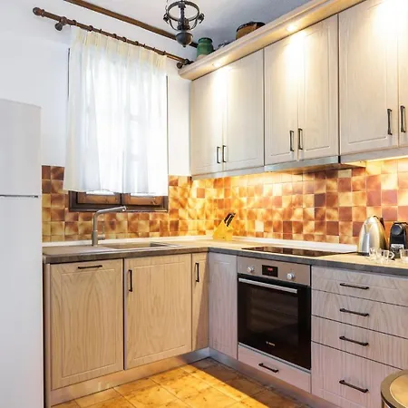 Front Vintage Kalliktratis 4*