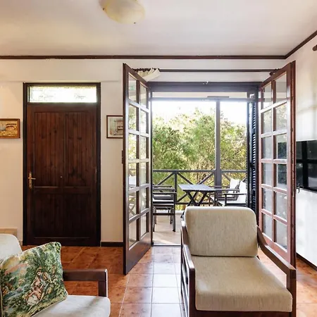 Front Vintage Kalliktratis 4*