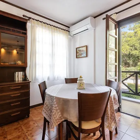 Front Vintage Kalliktratis Appart hôtel Nea Kallikrateia