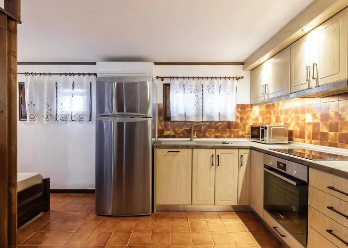 Hotel de apartamente Front Vintage Kalliktratis 4*