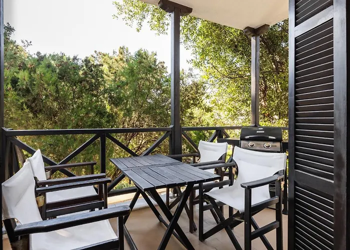 Hotel de apartamente Front Vintage Kalliktratis 4*