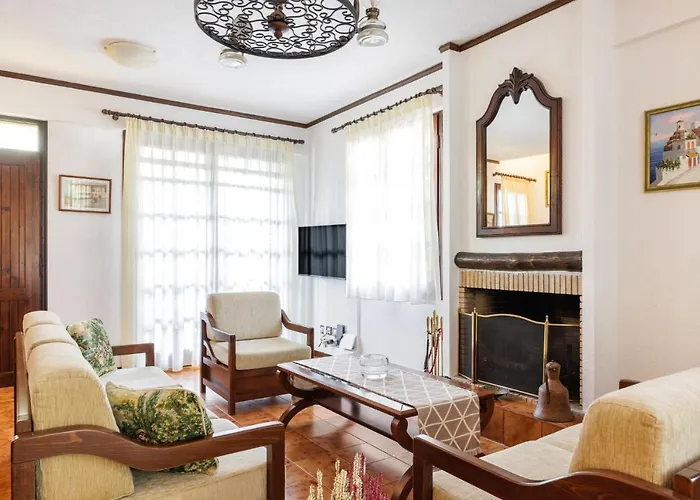 Front Vintage Kalliktratis Hotel de apartamente